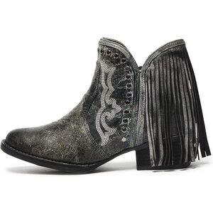 NWT!! Sterling River Women's Distressed Black with Fringe R-Toe Booties